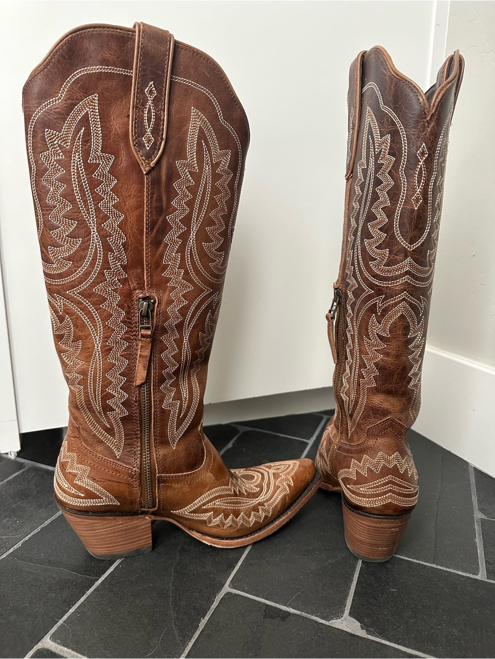 Ariat Casanova Leather Western Boots - Picture 4 of 9
